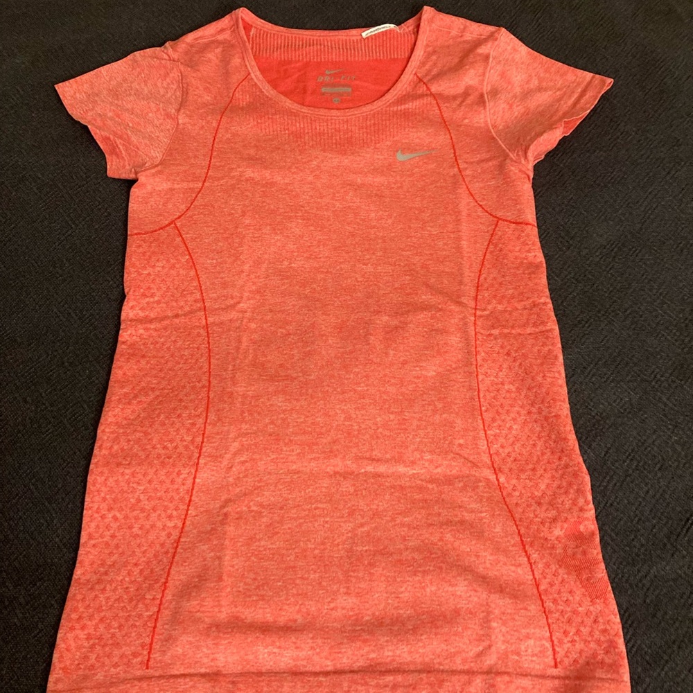 Nike Dri-Fit T-shirt sz XS